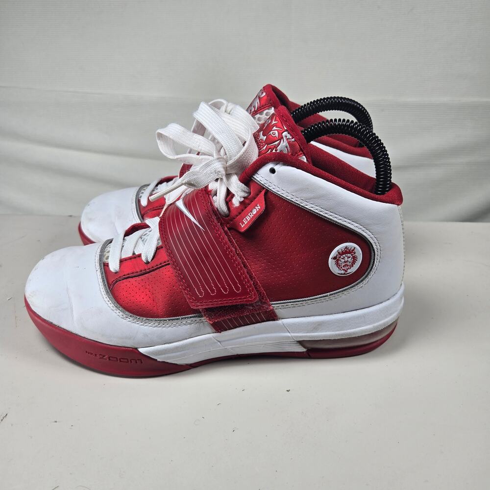 Nike Lebron James Zoom Soldier 4 in White Varsity Red Women's Size‎ 7